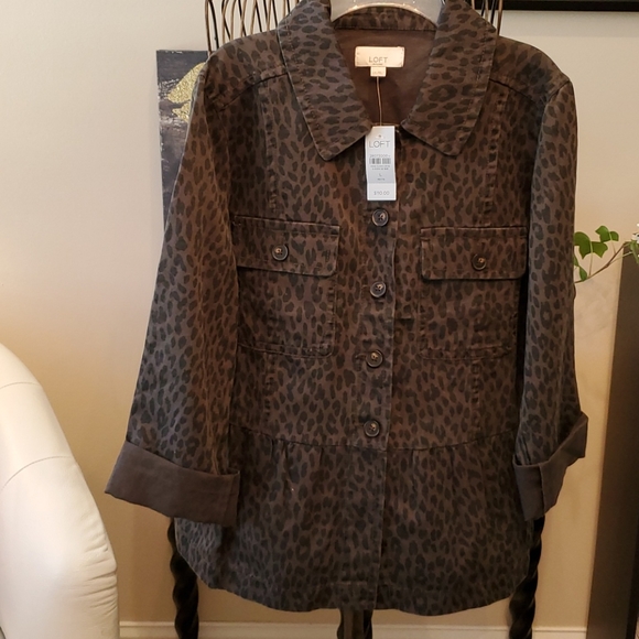 LOFT Large Petite Lightweight Leopard Fall Jacket - Picture 8 of 10